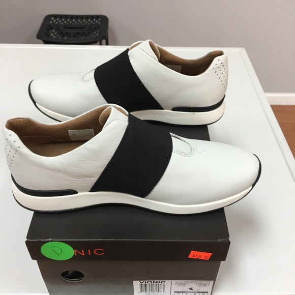 Vionic-Codie- White/Black - Picture 4 of 6